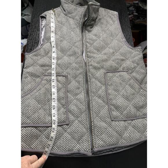 Wishlist wool blend quilted vest with herringbone design - Picture 8 of 10
